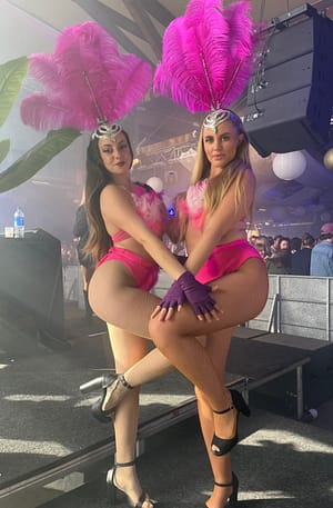 DANCERS & ENTERTAINERS