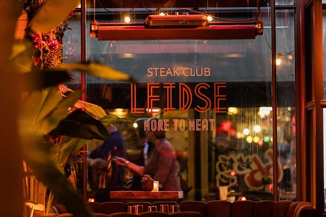 TRNDSTTRS – Steak Club Leidse. TRNDSTTRS – Steak Club Leidse.