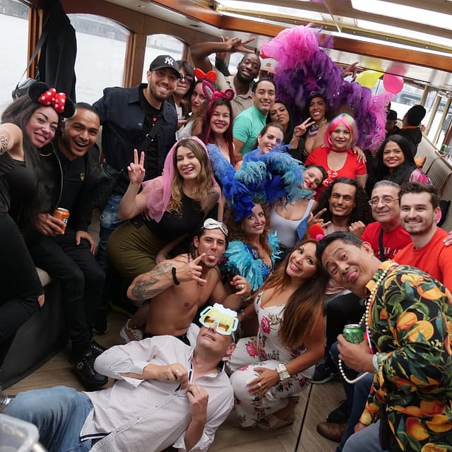 AMSTERDAM PARTY TOUR AMSTERDAM PARTY TOUR