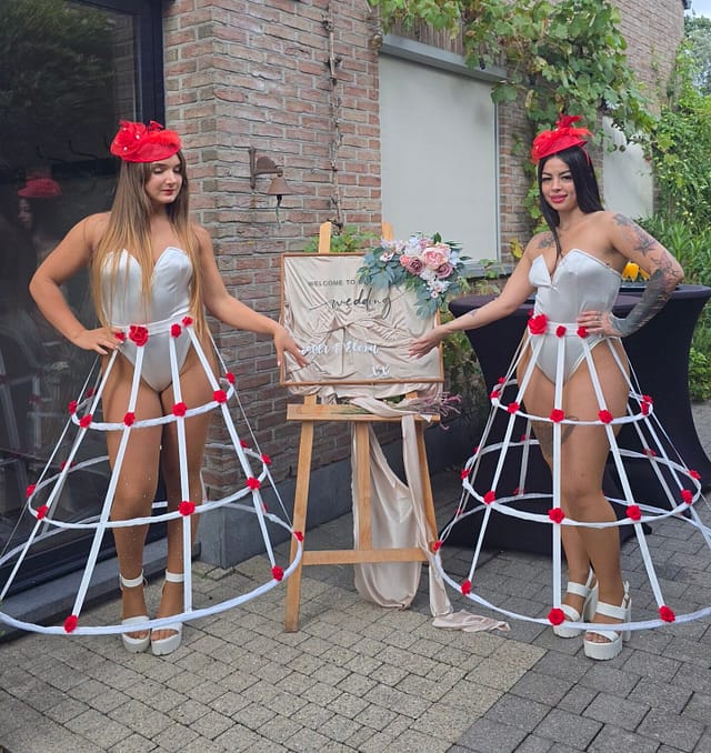 Welcoming Guests with Champagne Girls: A Touch of Luxury for Every Event